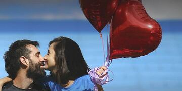 Belgrano abrió las puertas del Gigante para que sus hinchas se besen en el Día de los Enamorados\u002E