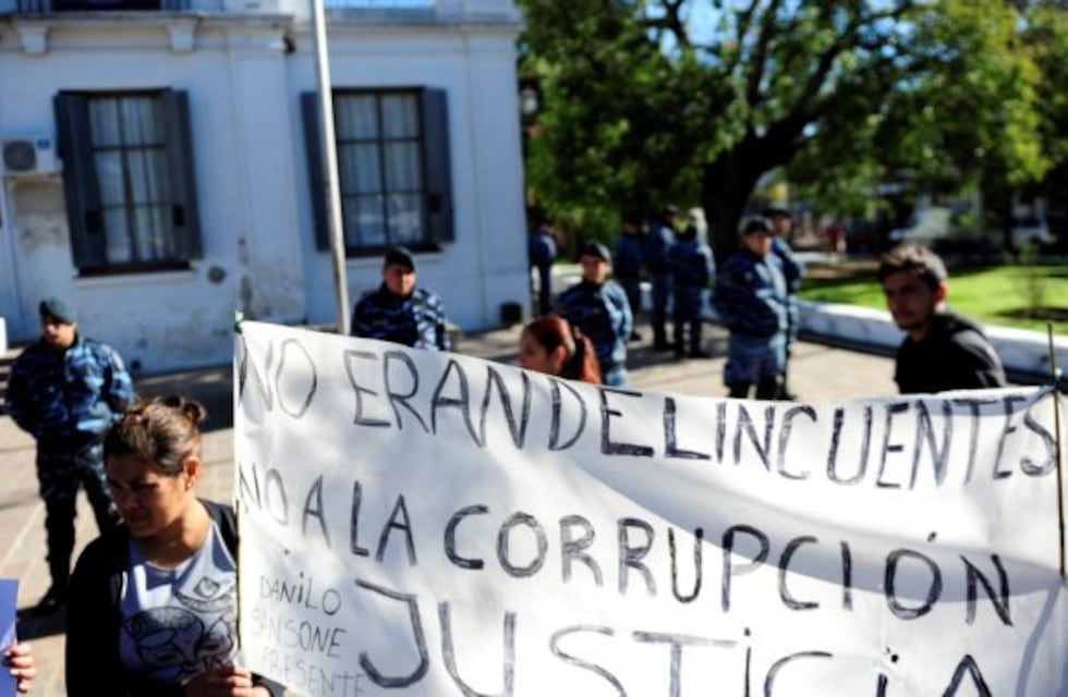 La adolescente sobreviviente del choque en San Miguel del Monte sigue en estado crítico