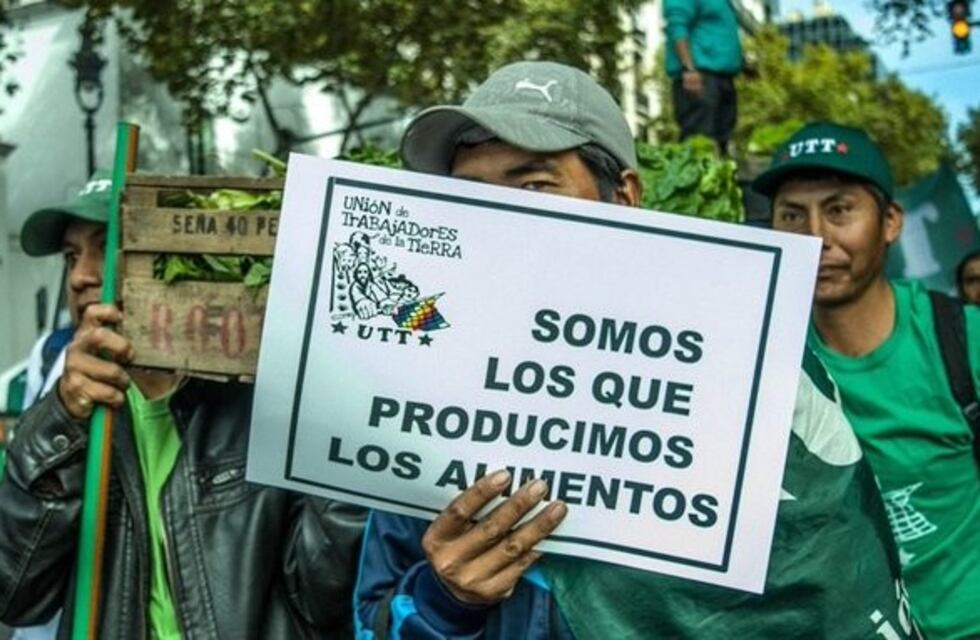 Productores ofrecieron verduras a 10 pesos en reclamo por mejores políticas públicas