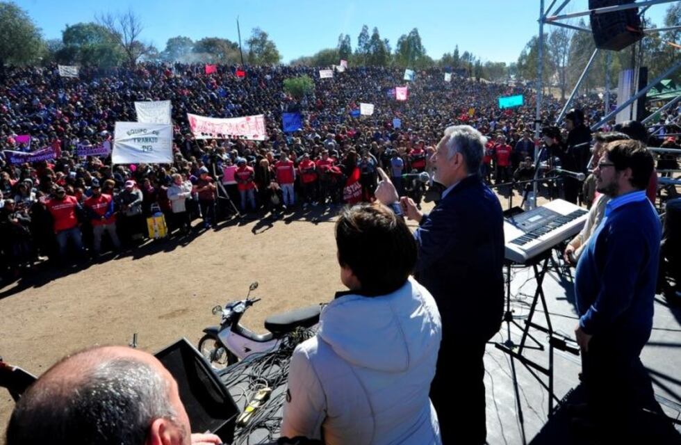 El Plan Solidario celebró su primer año con sorteos y música