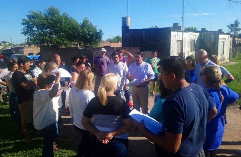 Capitanich generó un plan de trabajo para los barrios de zona oeste y sur