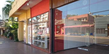 Por la crisis proliferan en la ciudad los locales en alquiler\u002E