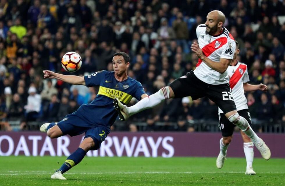 Un hincha de River se cruzó en Instagram con un ex jugador de Boca