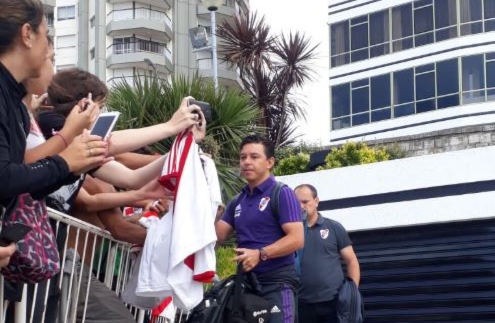 River regresó "en silencio" a Buenos Aires tras quedar eliminado de la Copa Argentina