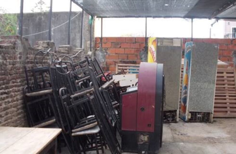 Dos mujeres continúan prófugas a tres meses del allanamiento en el prostíbulo "El Mundialito"