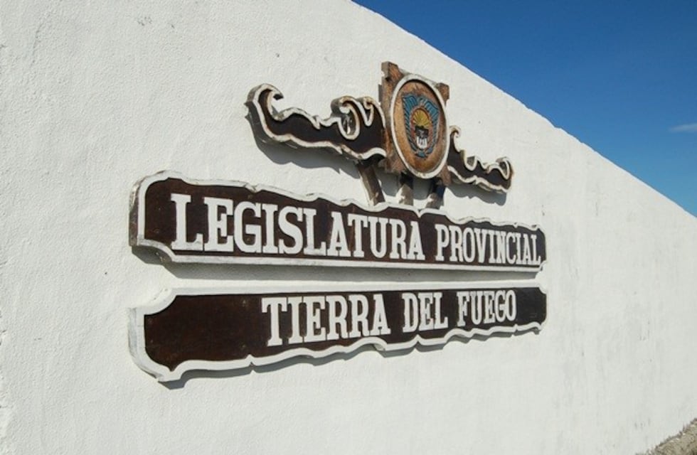 LegisIatura: buscan eliminar el límite de 40 años de edad para ingresar a la docencia