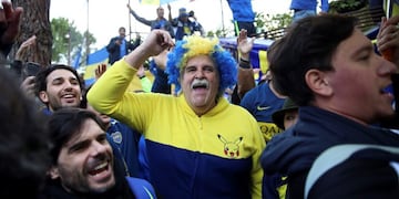 Hinchas de Boca acudieron a Madrid para presenciar la postergada final de la Copa Libertadores (AP)