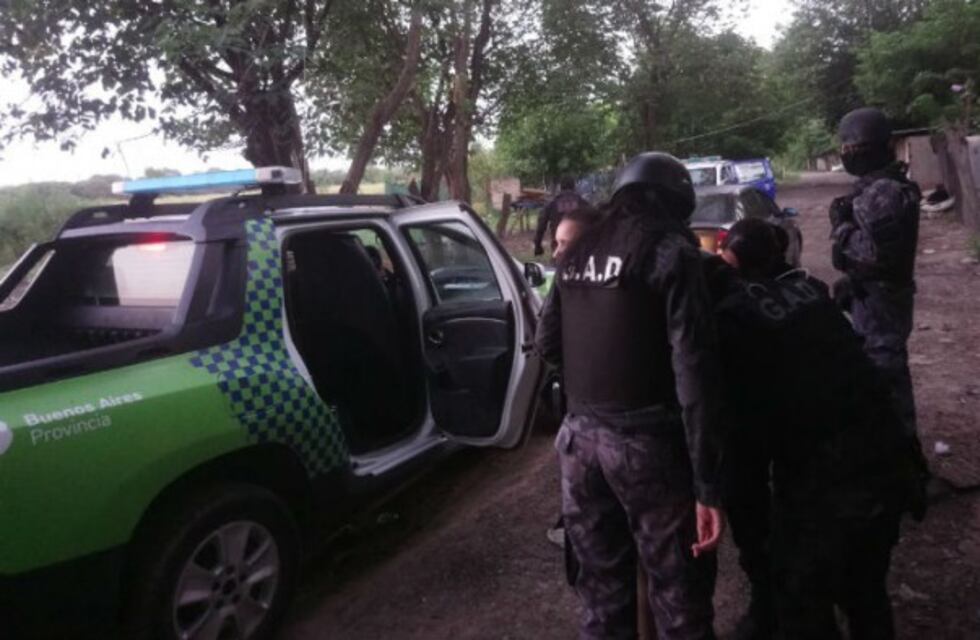 Mujer de 32 años apuñaló con un destornillador a su pareja adolescente