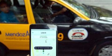Uber desembarca en Mendoza.