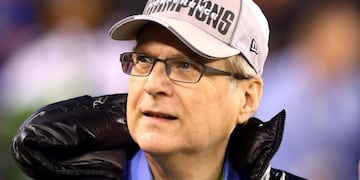 FILE PHOTO: Seattle Seahawks owner Paul Allen on the field before Super Bowl XLVIII against the Denver Broncos at MetLife Stadium in East Rutherford, New Jersey, U\u002ES\u002E, February 2, 2014\u002E    Mandatory Credit: Mark J\u002E Rebilas/File Photo