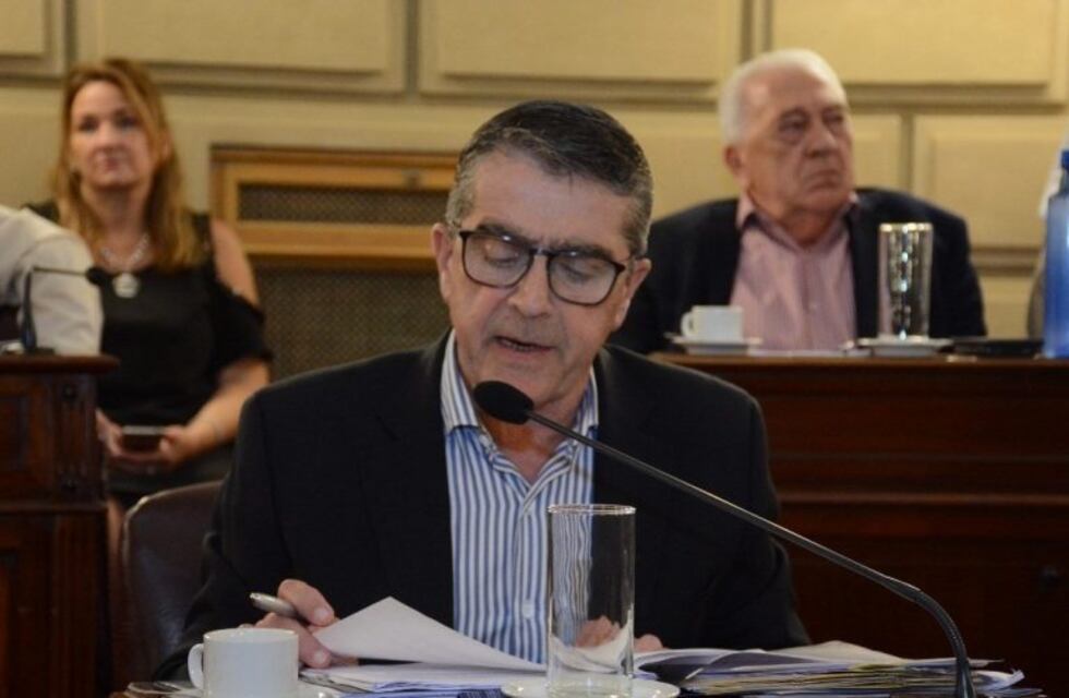 Traferri adjudicó la polémica por el presupuesto a la "falta de diálogo" y defendió su voto positivo