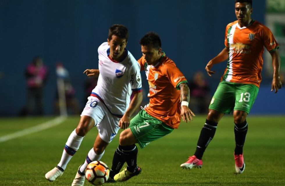 Banfield perdió sobre la hora y quedó eliminado de la Libertadores