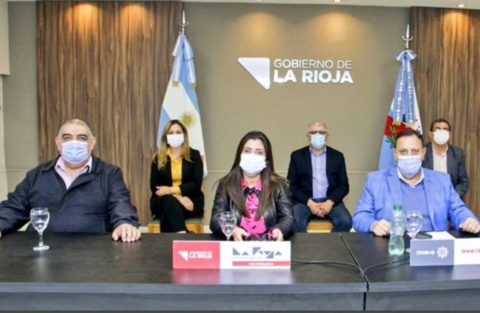 Aumento del 50 % a la guardia COVID y un incremento no remunerativo del 25 % al personal de salud riojano