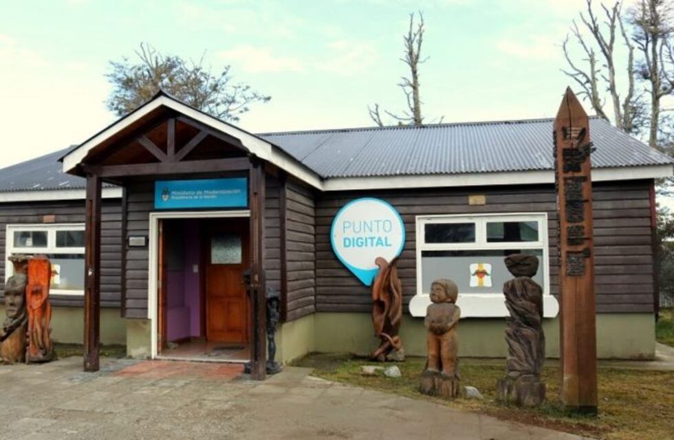 Acudieron más de 90 personas al primer taller del Club de Empleo Joven de Tolhuin