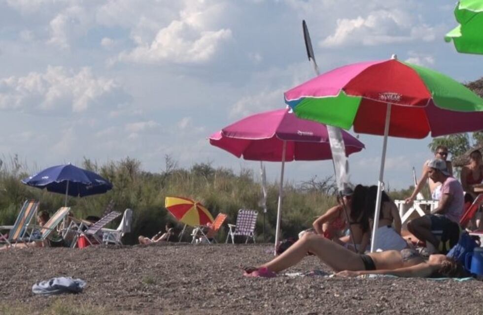 Junto con el calor sofocante inició la nueva temporada en Costanera Alvear