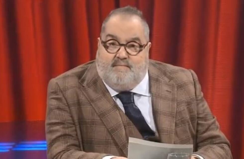 Jorge Lanata volvió a la TV con una columna titulada “Nos vacunaron a todos”