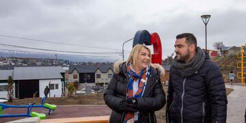 PLAYÓN DEPORTIVO Y UNA PLAZA EN EL BARRIO RÍO PIPO