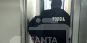 Joven acusado de violar a una joven en una comisaría\u002E (Ministerio de Seguridad)