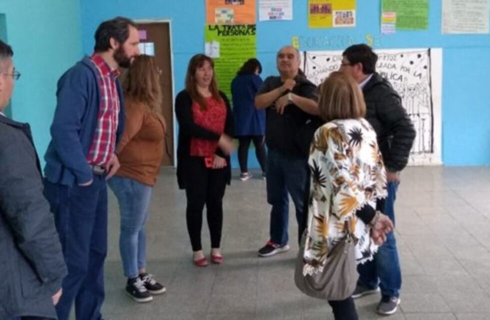 Comodoro Rivadavia: Funcionarios recorren establecimientos educativos