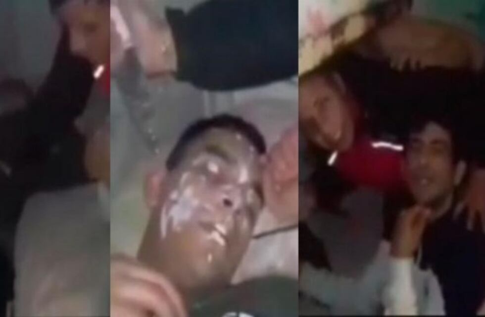 Presos de Bouwer se filman con "facas" (video)