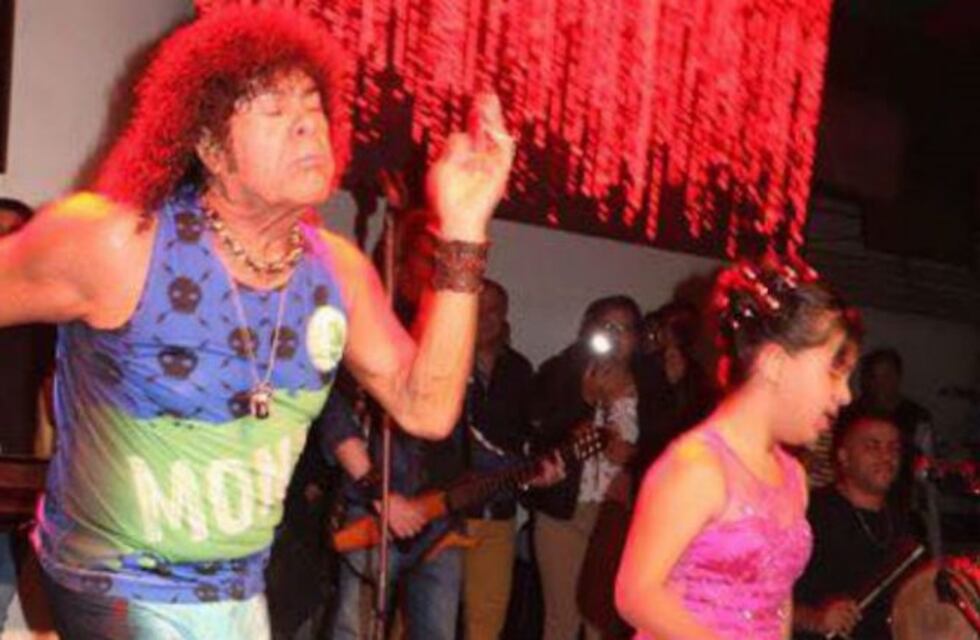 La historia detrás de la foto de la Mona Jiménez y Mili que emocionó a todos