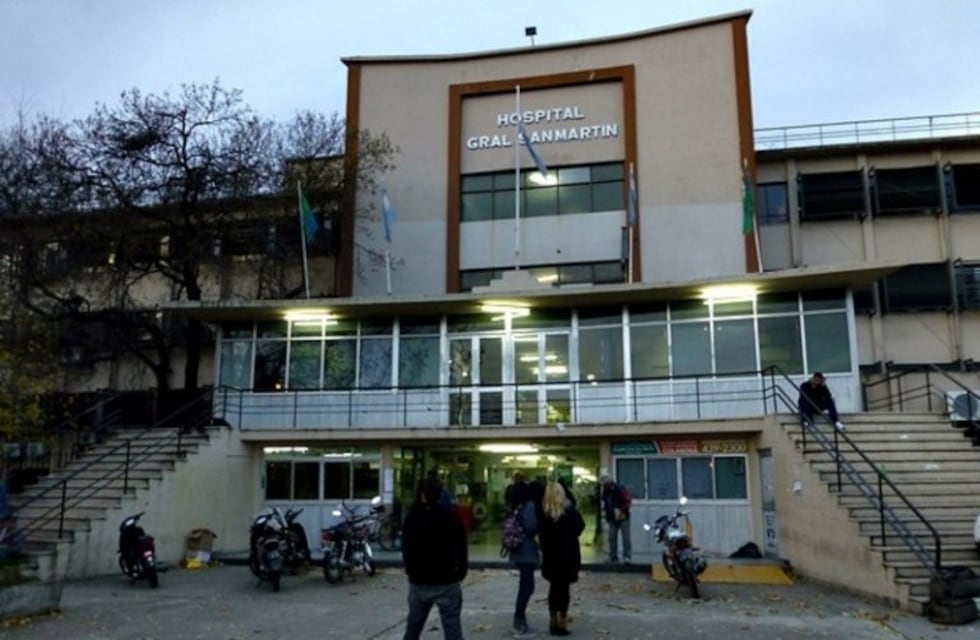 Mataron a un joven de un puntazo para robarle la moto en La Plata