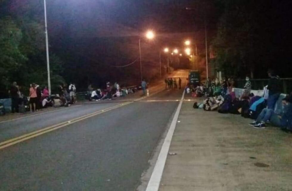 Ultimo día de ingreso del paso fronterizo Iguazú-Foz