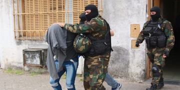 Liberaron a 4 víctimas de trata de y detuvieron a tres personas