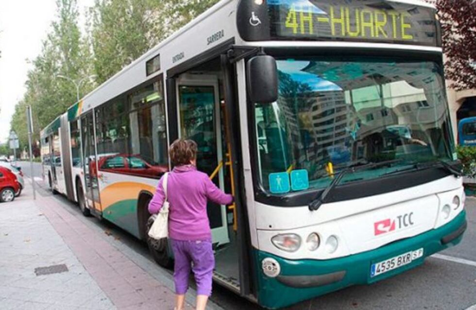Escándalo en La Plata por la suba de más del doble en el pasaje del colectivo urbano