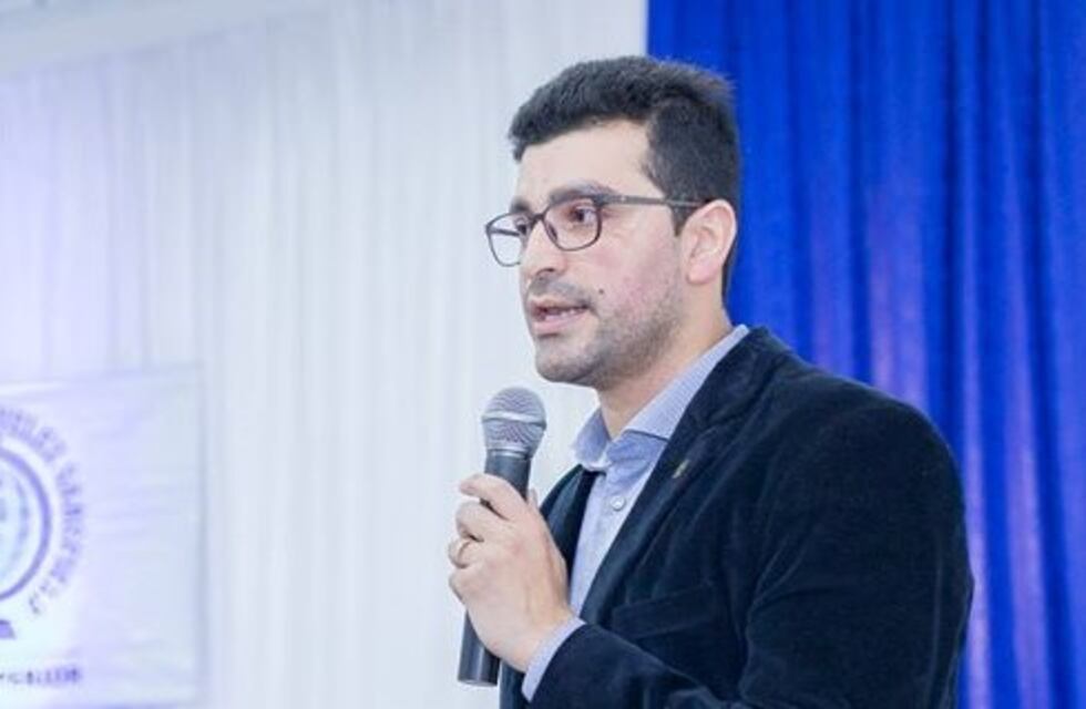 Emanuel Acosta trató de vergonzoso el tratamiento del presupuesto en el Concejo Deliberante