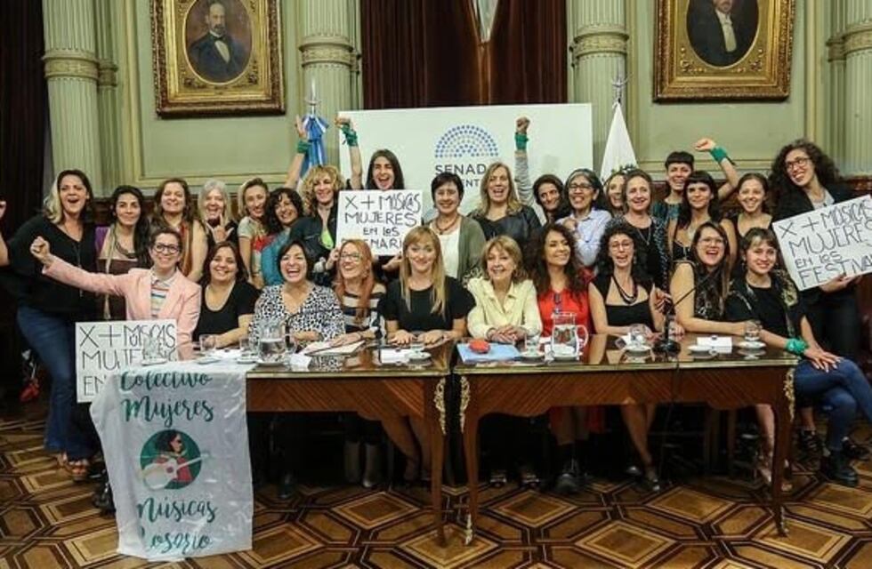 Sagasti impulsa el cupo femenino en eventos musicales
