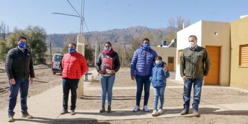 El Gobierno entregó 15 viviendas en Sanagasta