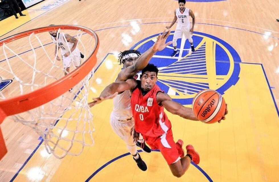 Karel Guzmán se suma al plantel de Olímpico