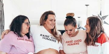 Mostraron sus cuerpos postparto para concientizar y se volvieron virales (Foto: Instagram/katiemcrenshaw)