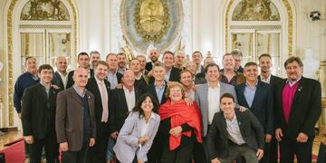 Macri con intendentes de Cambiemos\u002E