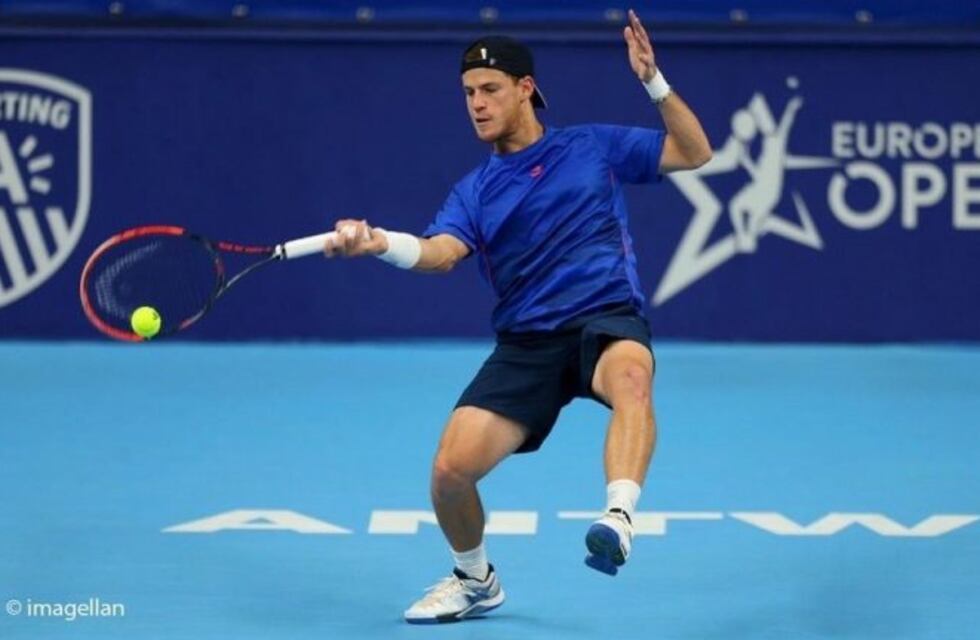 El "Peque" Schwartzman avanzó a cuartos de final en Amberes