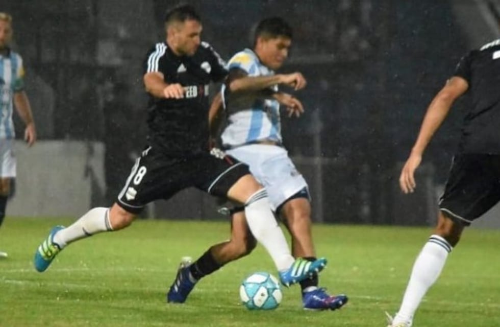 Deportivo Riestra derrotó de visitante a Gimnasia de Jujuy