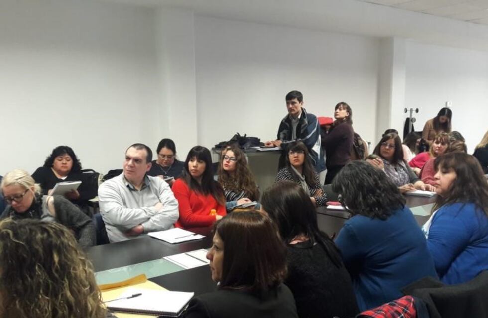 Se desarrolla seminario sobre intervención en situaciones complejas