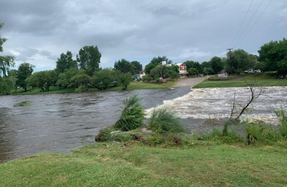 Creciente de más de dos metros y medio en el río San Antonio