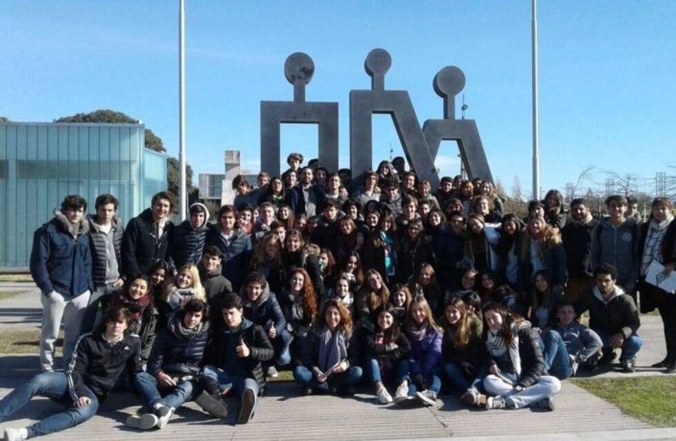Estudiantes de La Plata donaron todos los fondos que habían juntado para irse de viaje