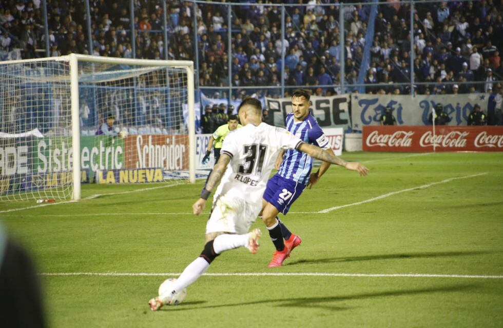 Atlético Tucumán le ganó a Central Córdoba y se afianza como único líder de la Liga Profesional