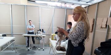 Internas de la Unidad 52 confeccionar pelucas para pacientes oncológicos