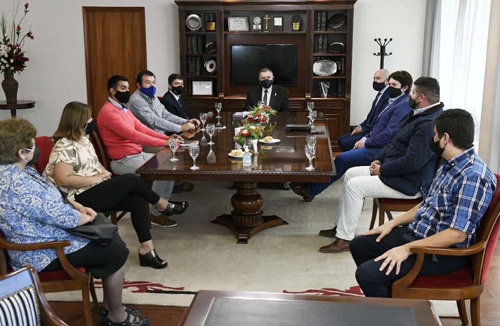 Legislatura: Jaldo se reunió junto a funcionarios del departamento de Trancas