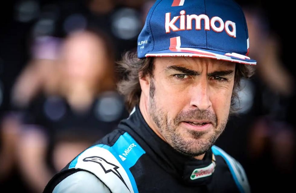 Así es la mansión de Fernando Alonso valuada en 10 millones de euros: museo de autos antiguos y pista de kartings