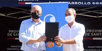 Firma de convenio para mejorar Bv. Segui (Municipalidad de Rosario)