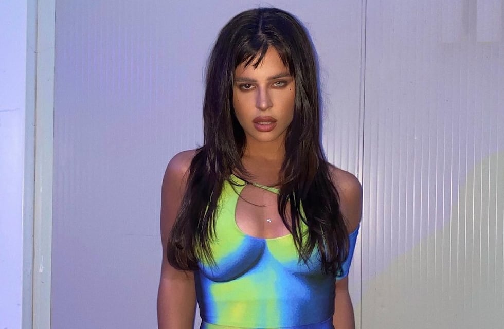 Nathy Peluso cautivó en las redes con un bikini rojo fuego