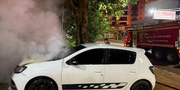 Detuvieron en Posadas a un hombre acusado de incendiar un auto y cometer un robo tras ser identificado por cámaras de seguridad.