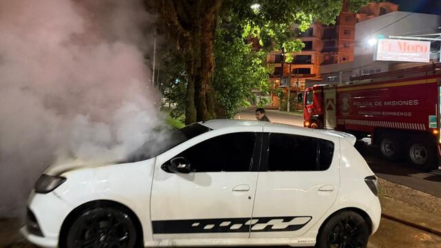 Detuvieron en Posadas a un hombre acusado de incendiar un auto y cometer un robo tras ser identificado por cámaras de seguridad.