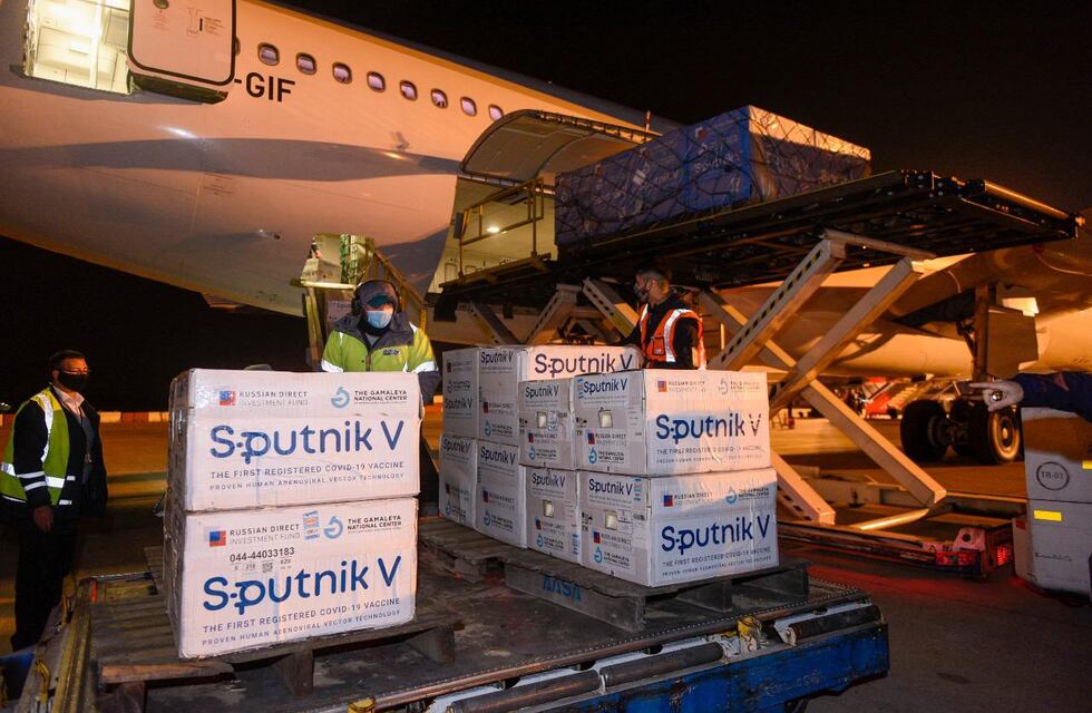 Argentina envía otros dos vuelos a Rusia para buscar más dosis de la vacuna Sputnik V