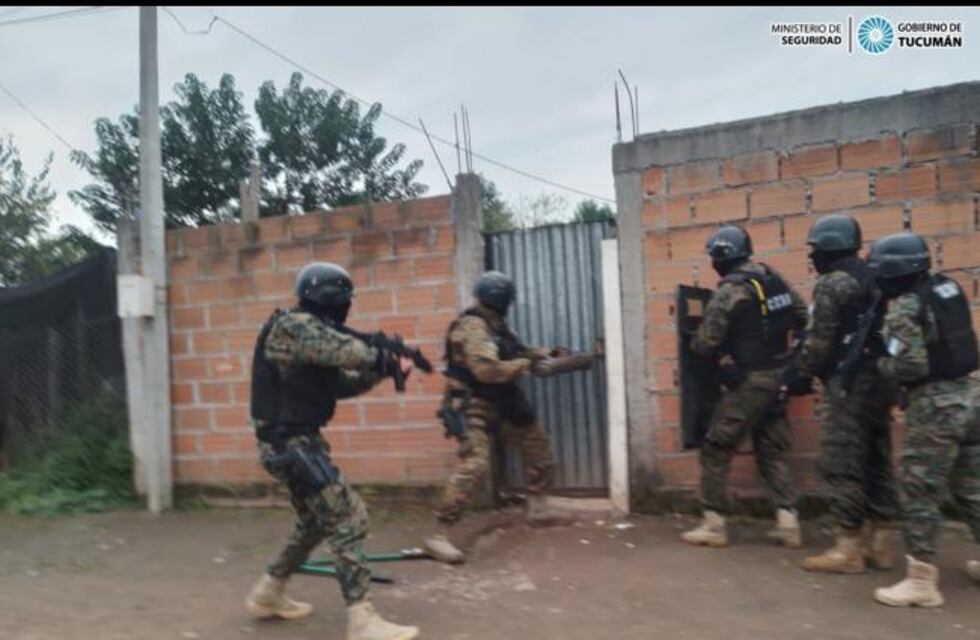 Peleas entre estudiantes: realizaron tres allanamientos y avanza la investigación por intimidación pública